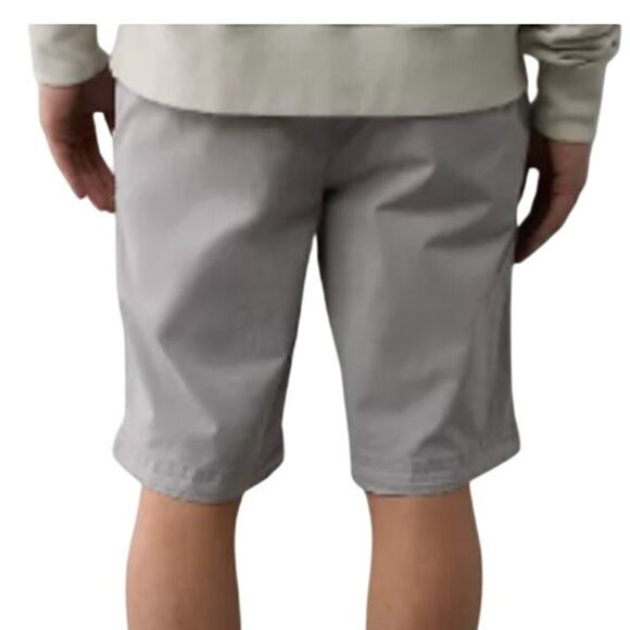 NWT New American Eagle Mens Size 32 Flex Below The Knee Light Gray Khaki Shorts - Picture 5 of 7